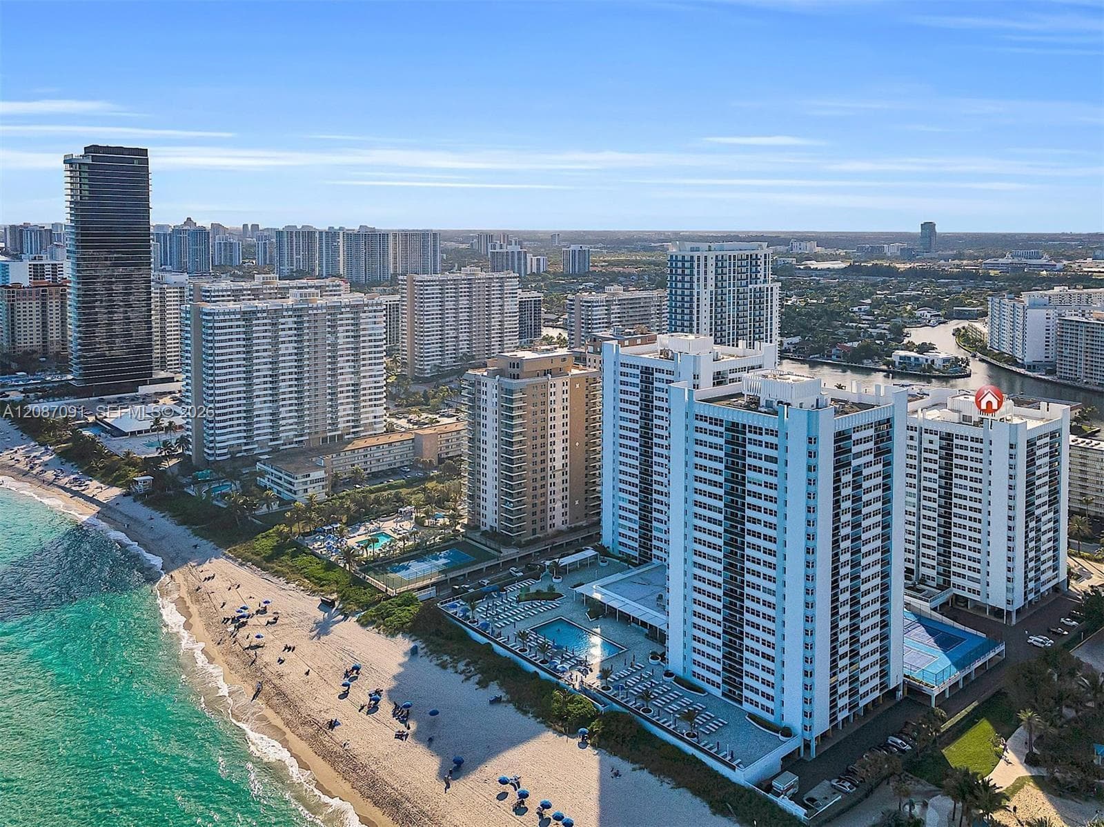 LA MER ESTATES · #402 in Hallandale Beach - Photo 2