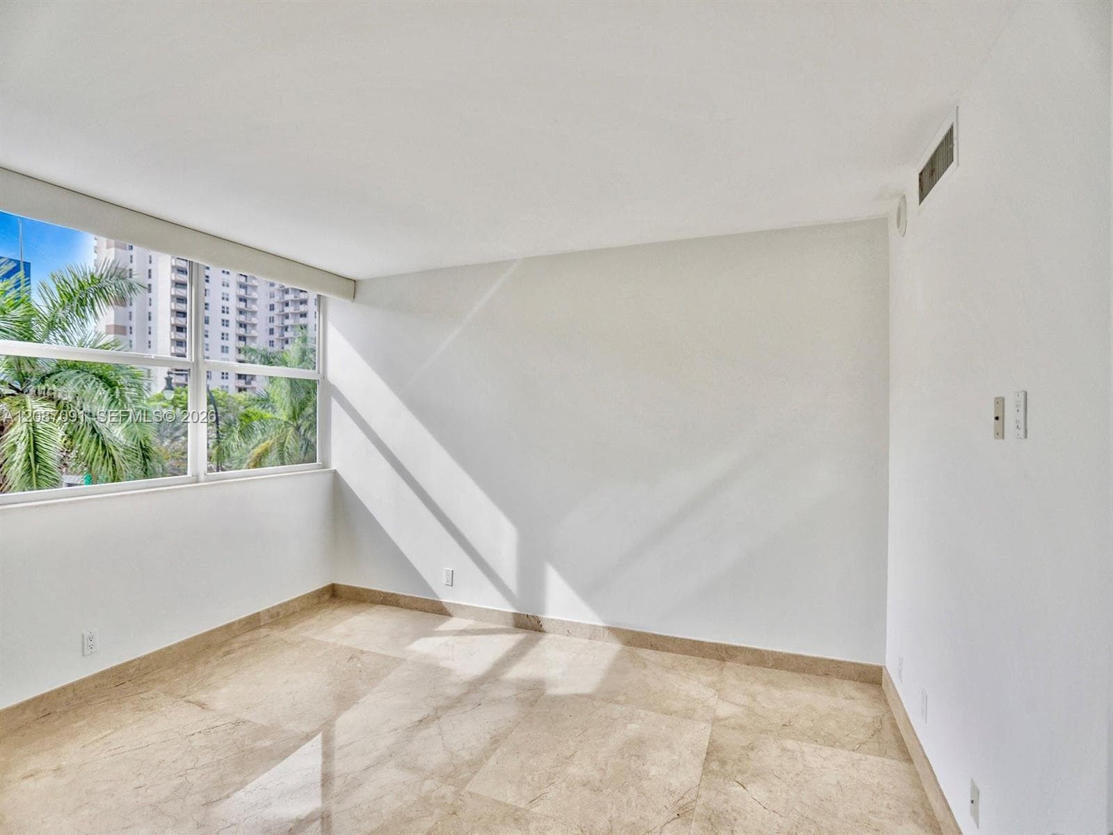 LA MER ESTATES · #402 in Hallandale Beach - Photo 26