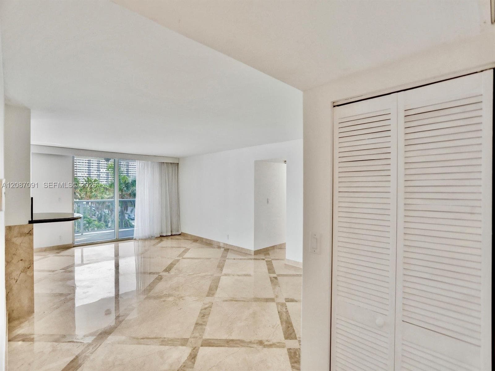 LA MER ESTATES · #402 in Hallandale Beach - Photo 38