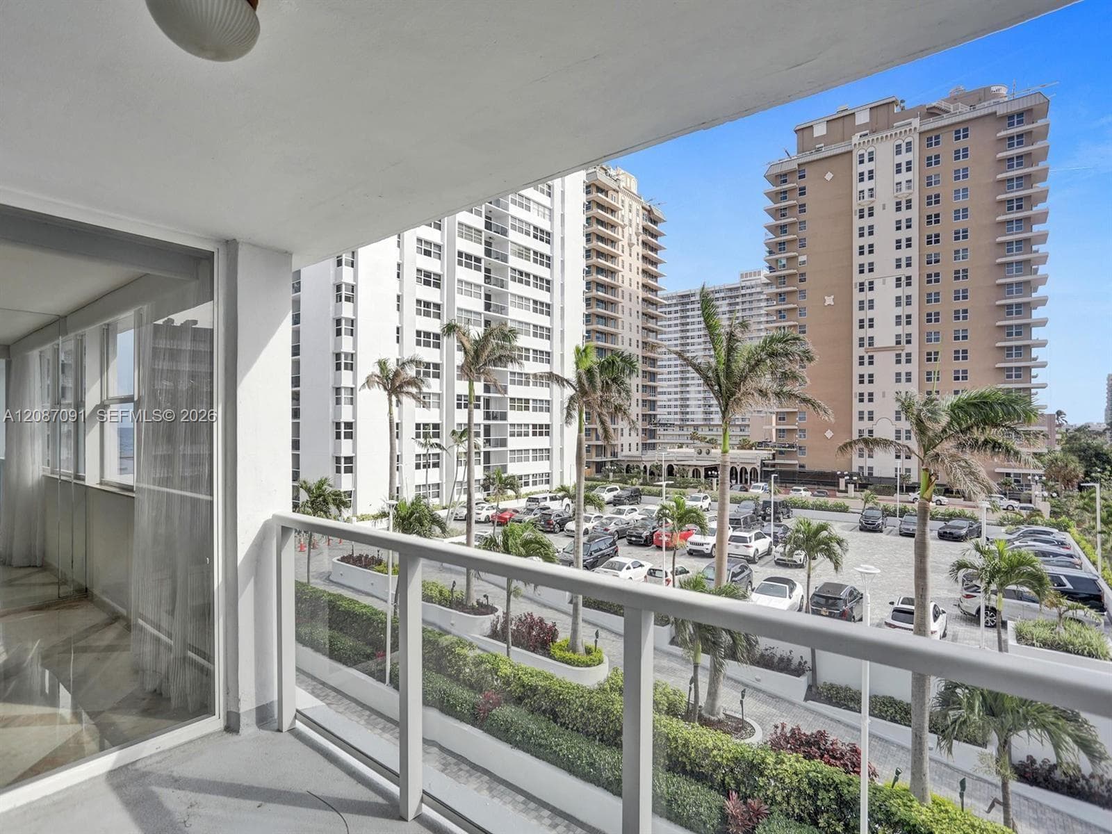 LA MER ESTATES · #402 in Hallandale Beach - Photo 14