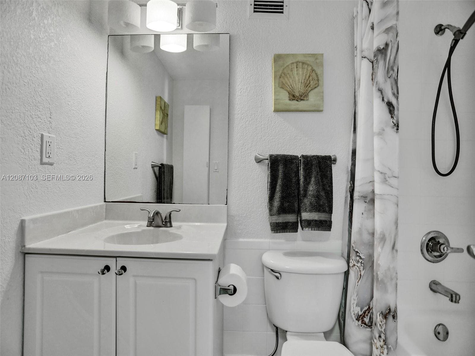 WAVE CONDO · #505 (available now) in Hollywood - Photo 16