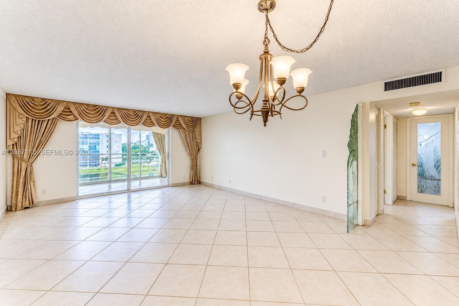 MEADOWBROOK LAKES VIEW CO · #408 in Dania Beach - Photo 14