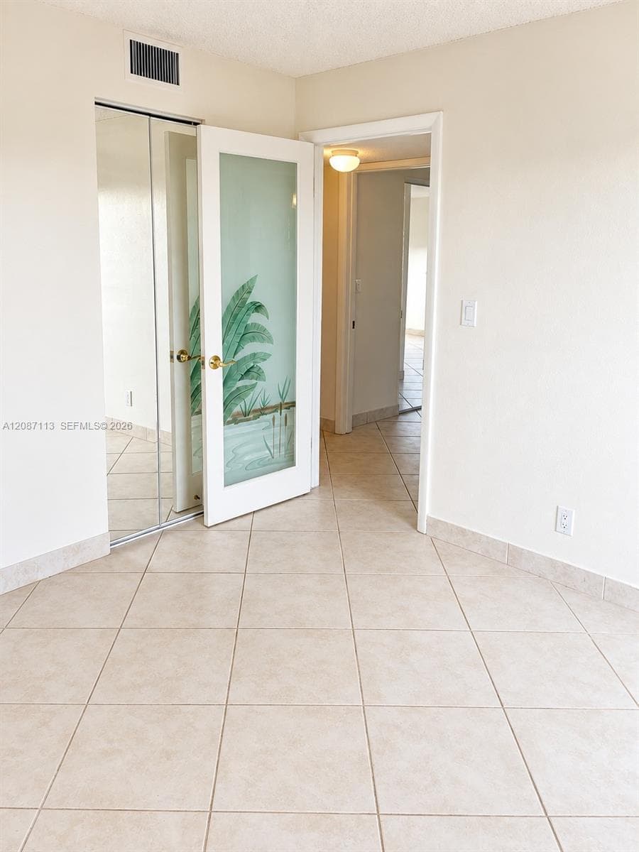 MEADOWBROOK LAKES VIEW CO · #408 in Dania Beach - Photo 21