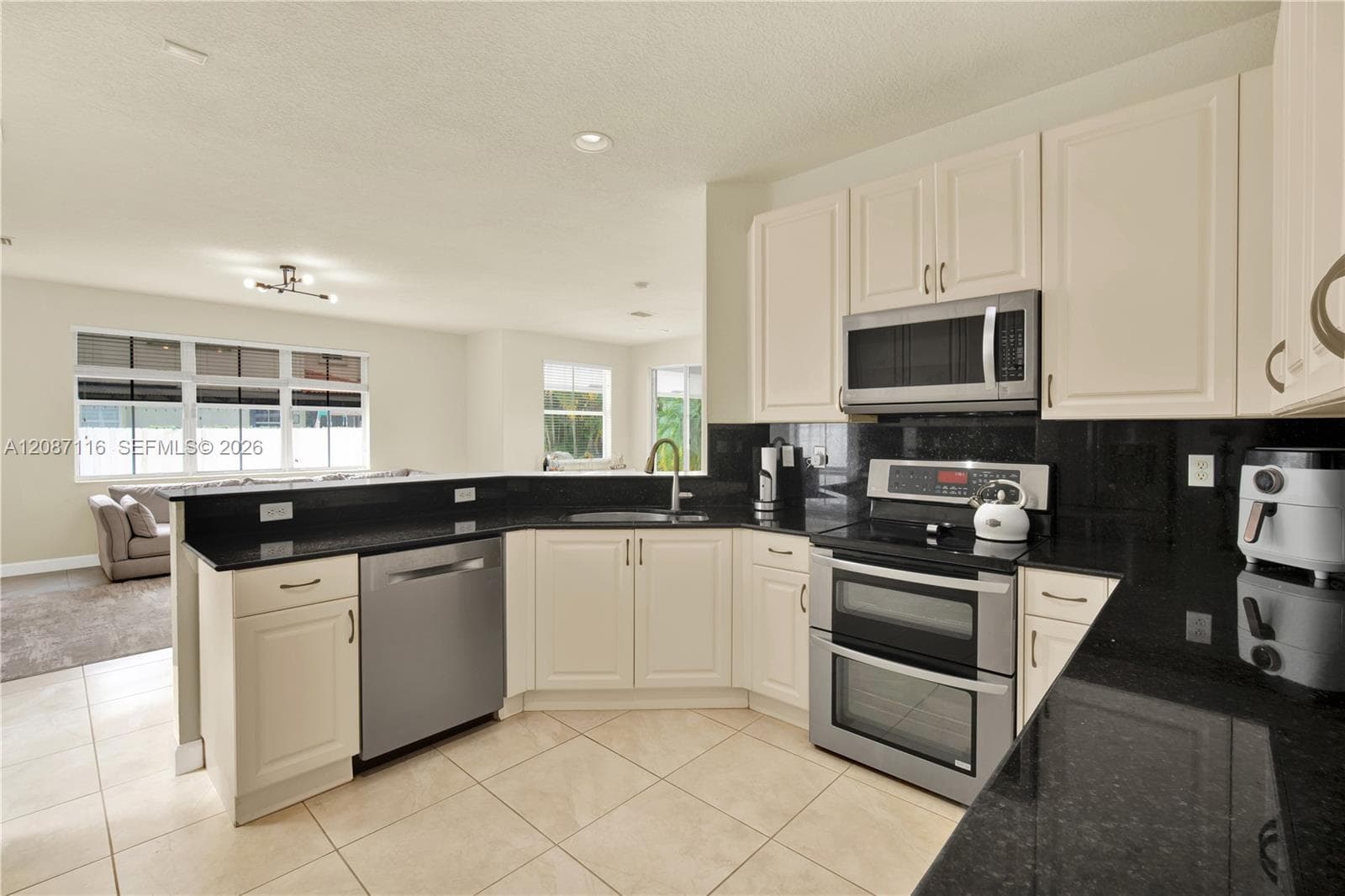 8324 NW 115th Ct #8324 photo 11