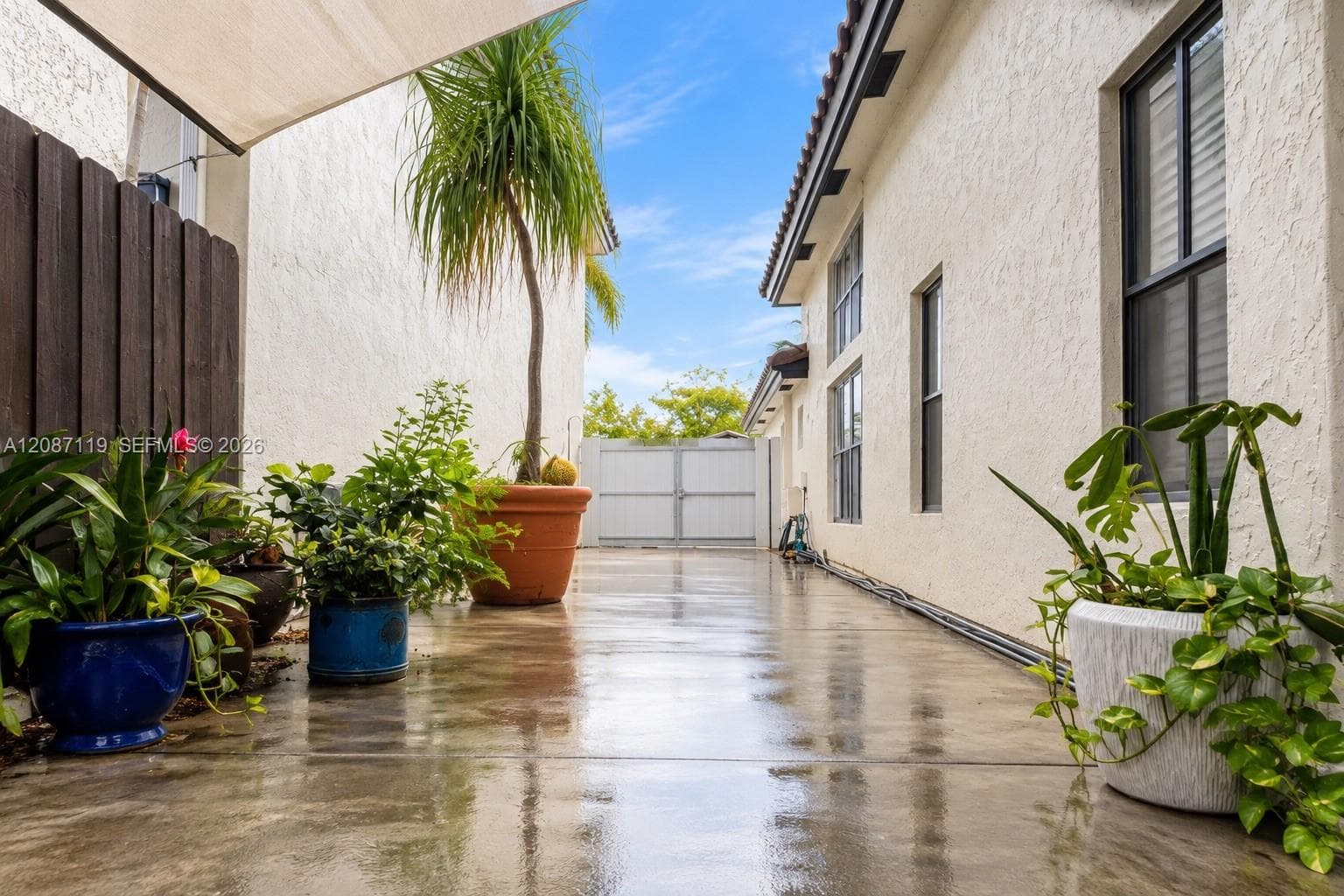 13041 NW 11th Ter photo 32