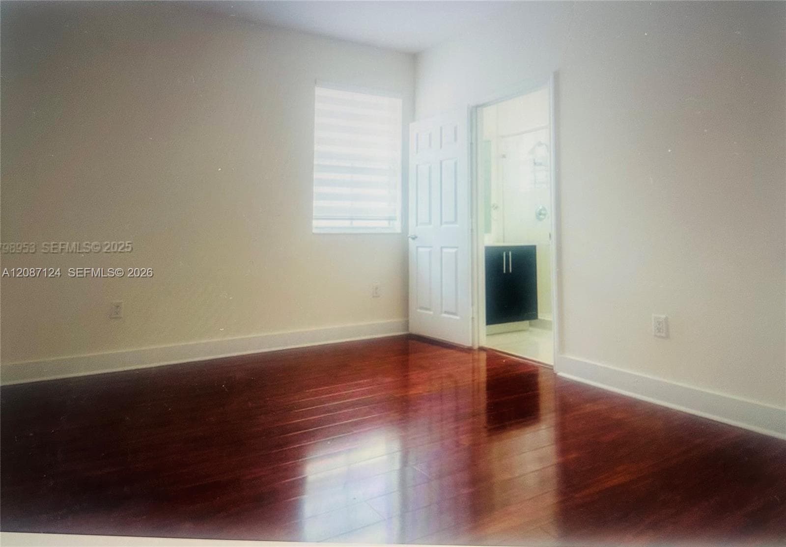 10464 NW 70th Ln photo 27