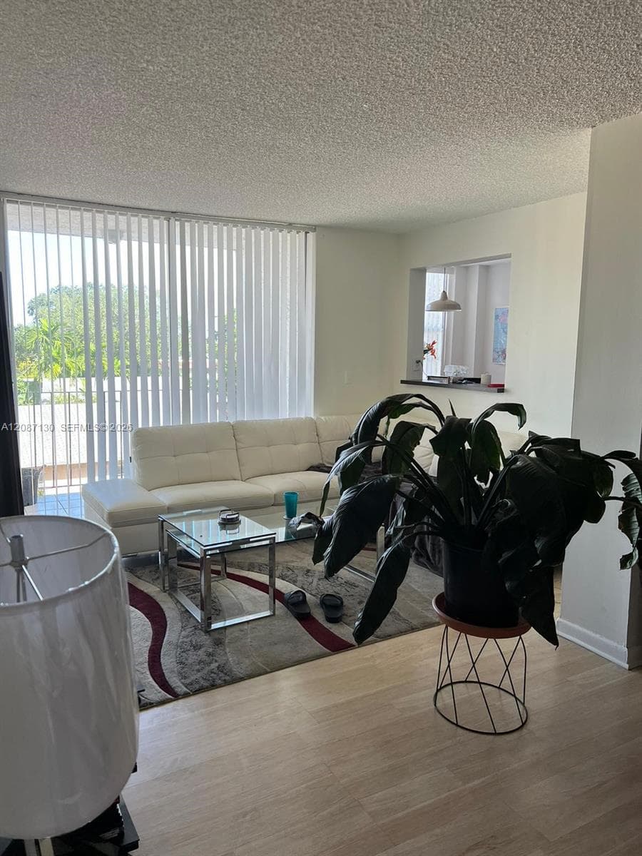 NORTHEAST PALMS CONDO · #403 in North Miami - Photo 2