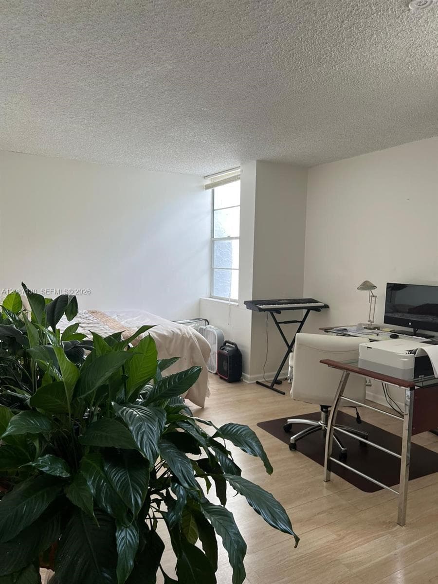 NORTHEAST PALMS CONDO · #403 in North Miami - Photo 3