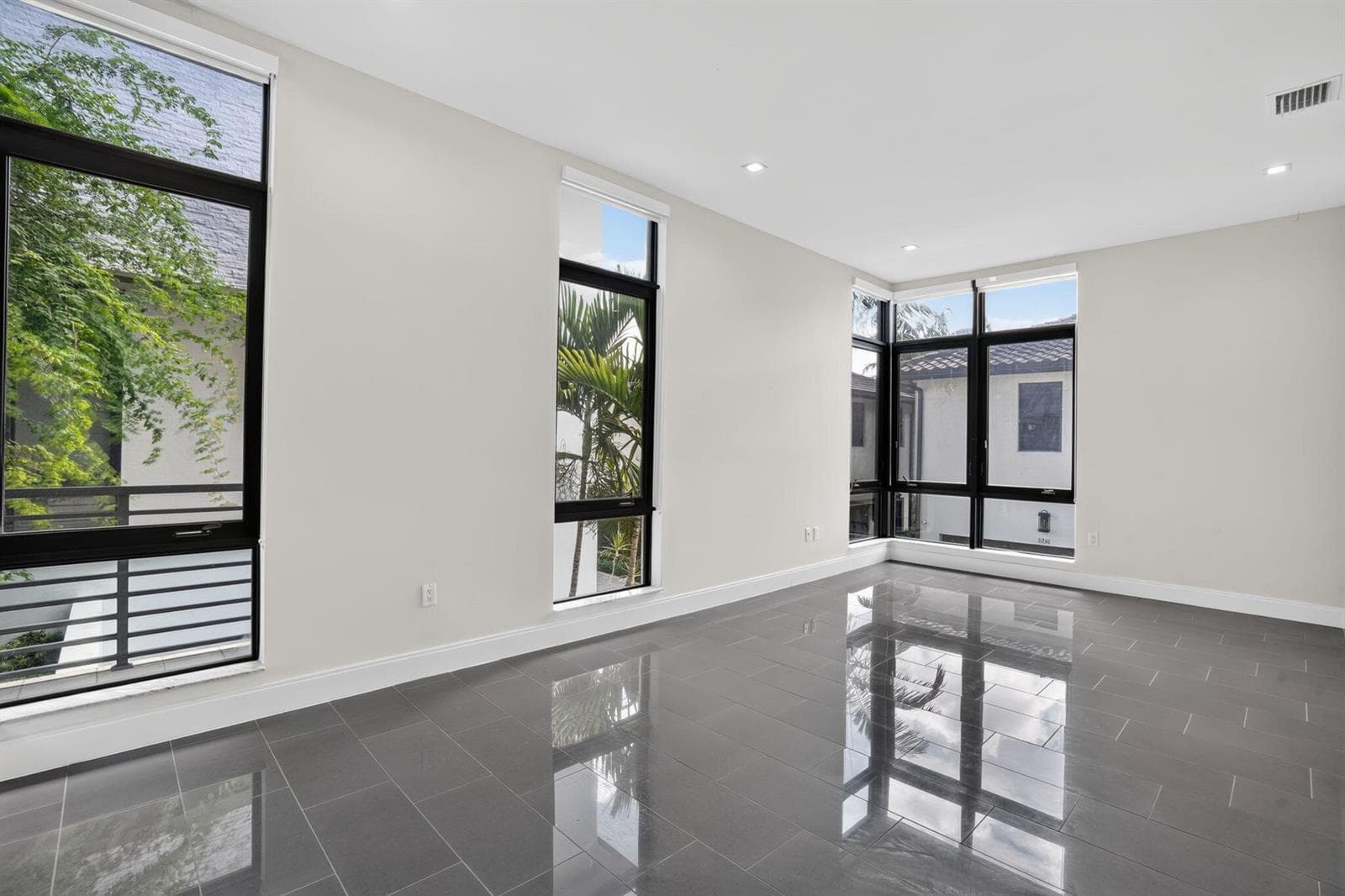 9-web-or-mls-DSC00694