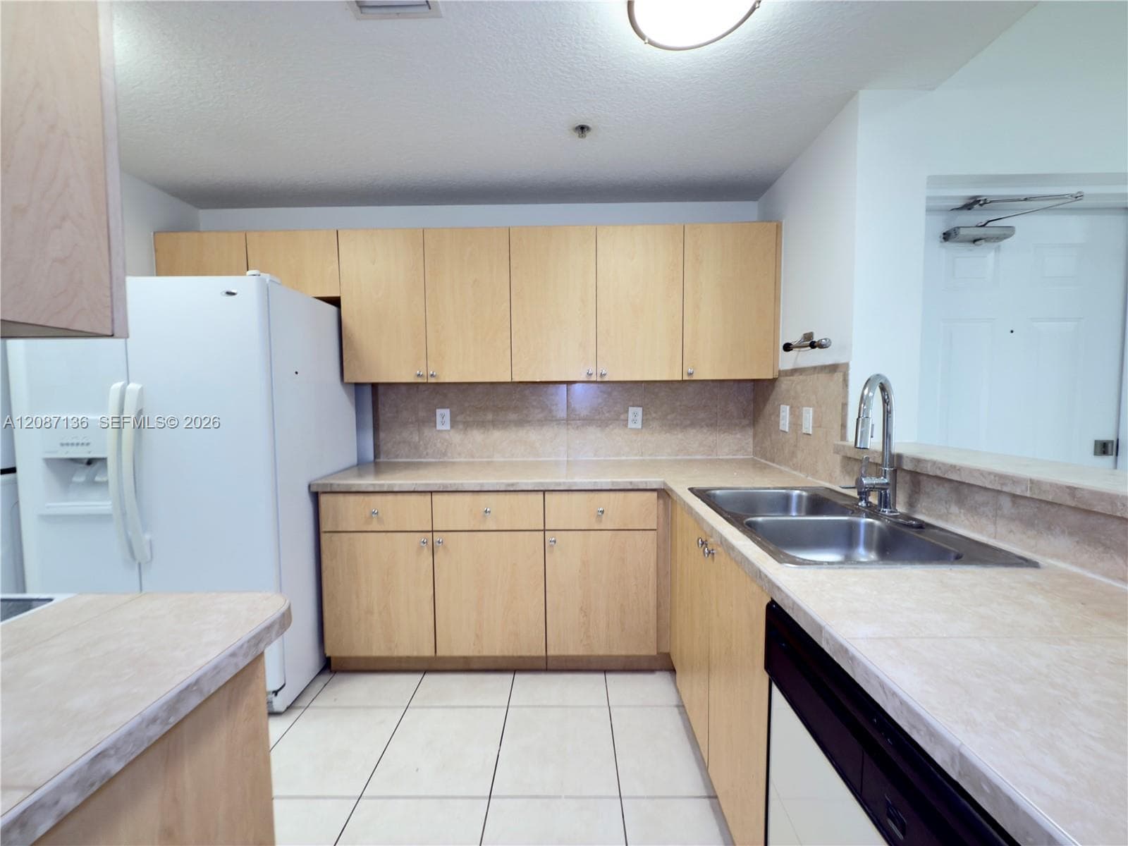 THE COURTS AT DORAL ISLES · #1621 in Doral - Photo 6