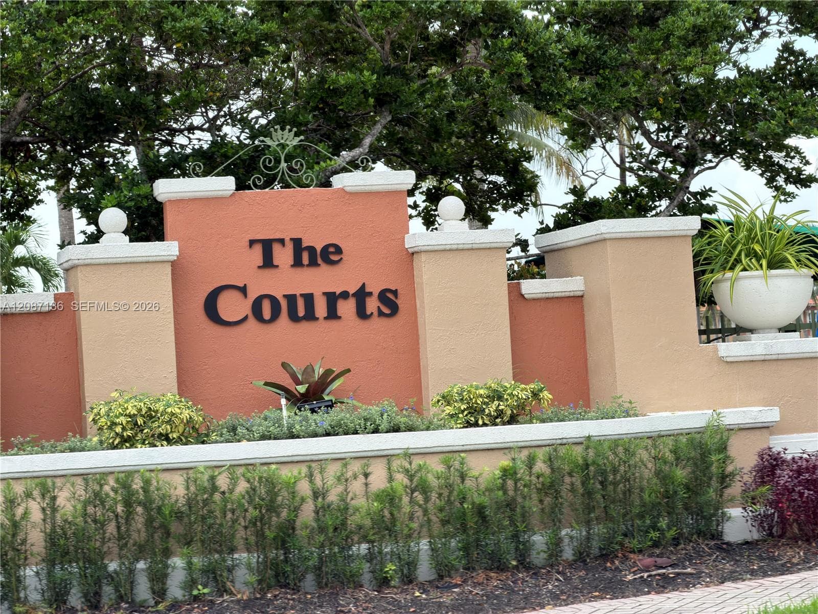 THE COURTS AT DORAL ISLES · #1621 in Doral - Photo 1