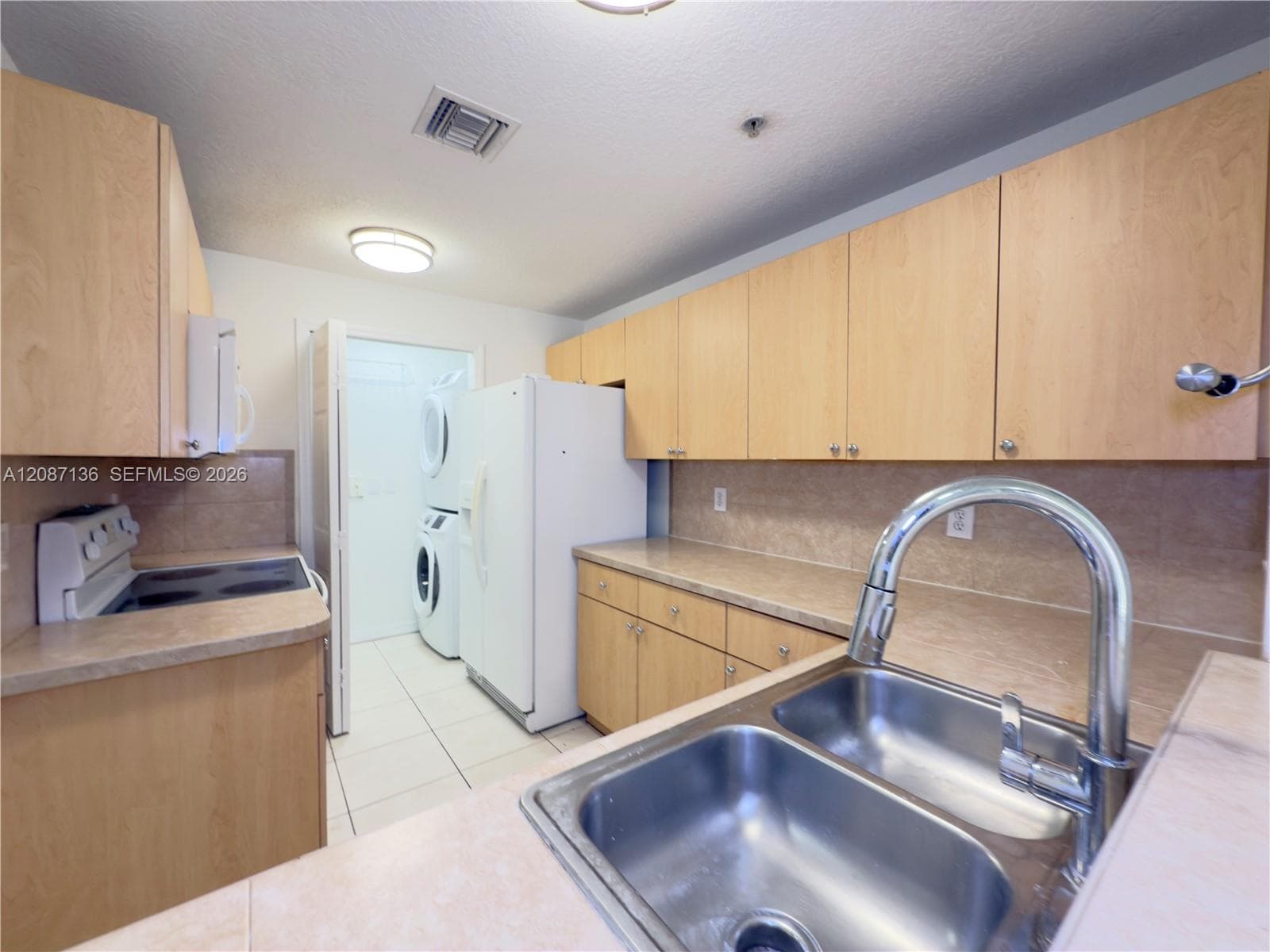THE COURTS AT DORAL ISLES · #1621 in Doral - Photo 5