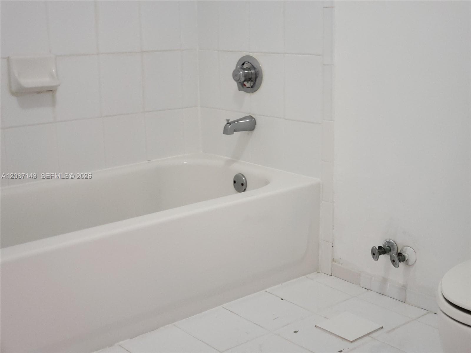 KEYSTONE COURTS CONDO · #W212 in Miami - Photo 25