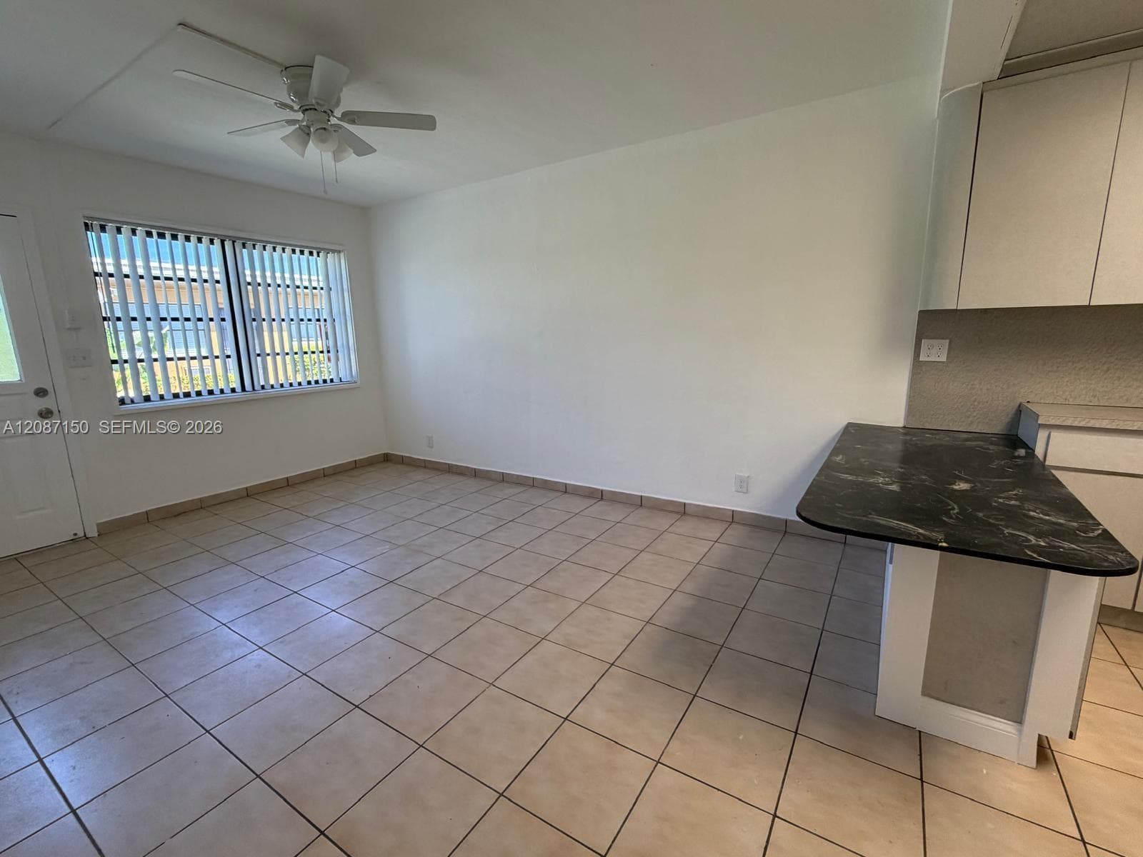 PEMBROKE ARMS CONDO APTS · #4-27 in Hollywood - Photo 2
