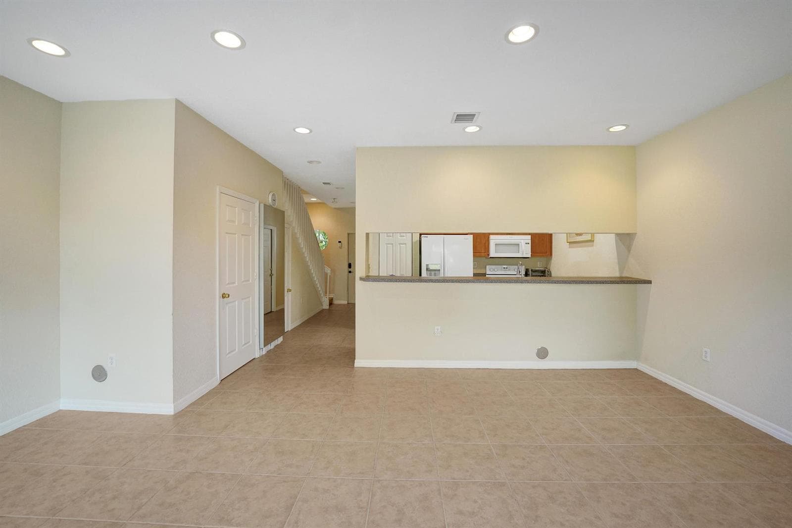 Living & Dining Area