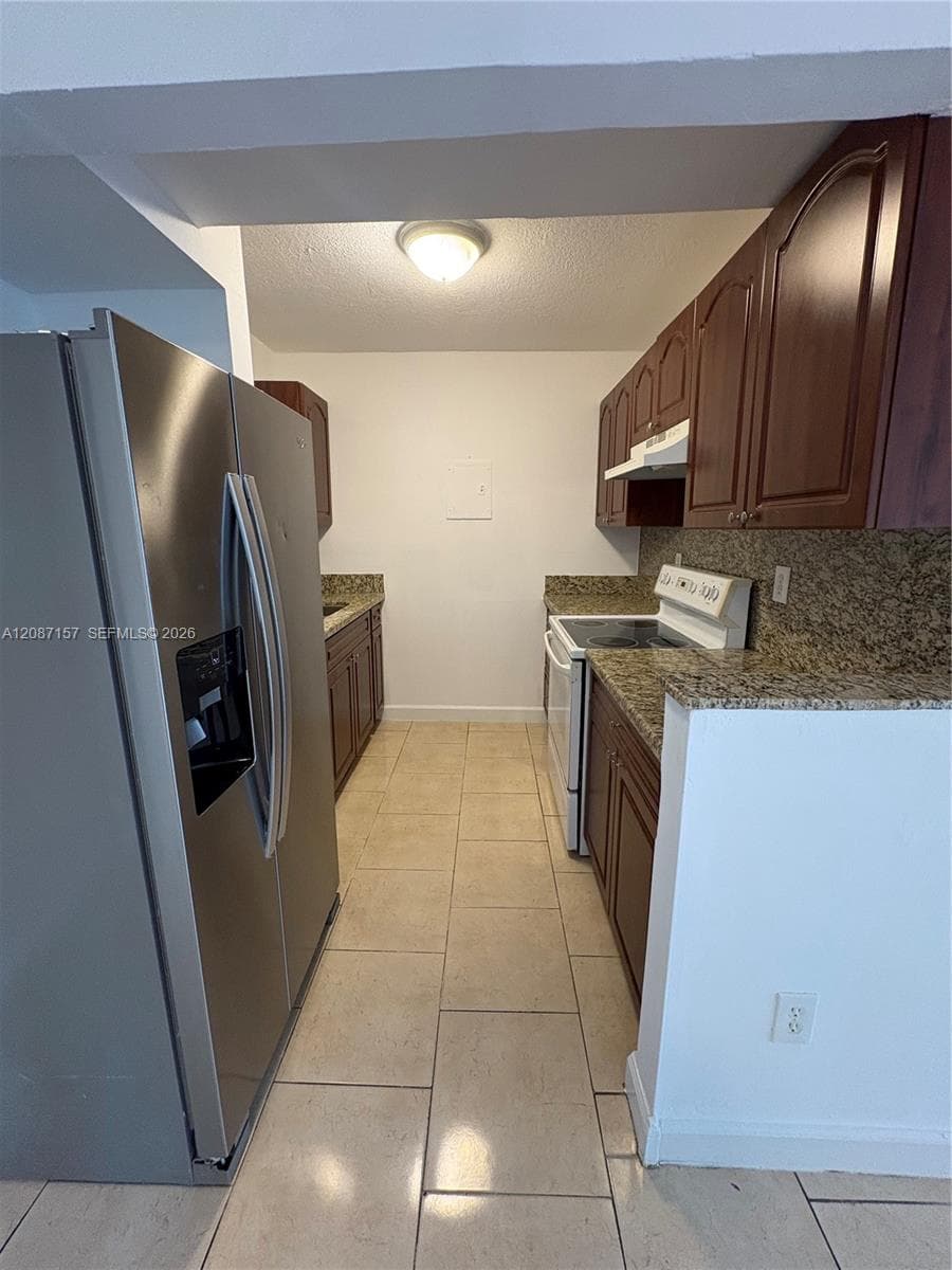 ROYAL SPRINGS CONDO · #B218 in Miami Springs - Photo 2