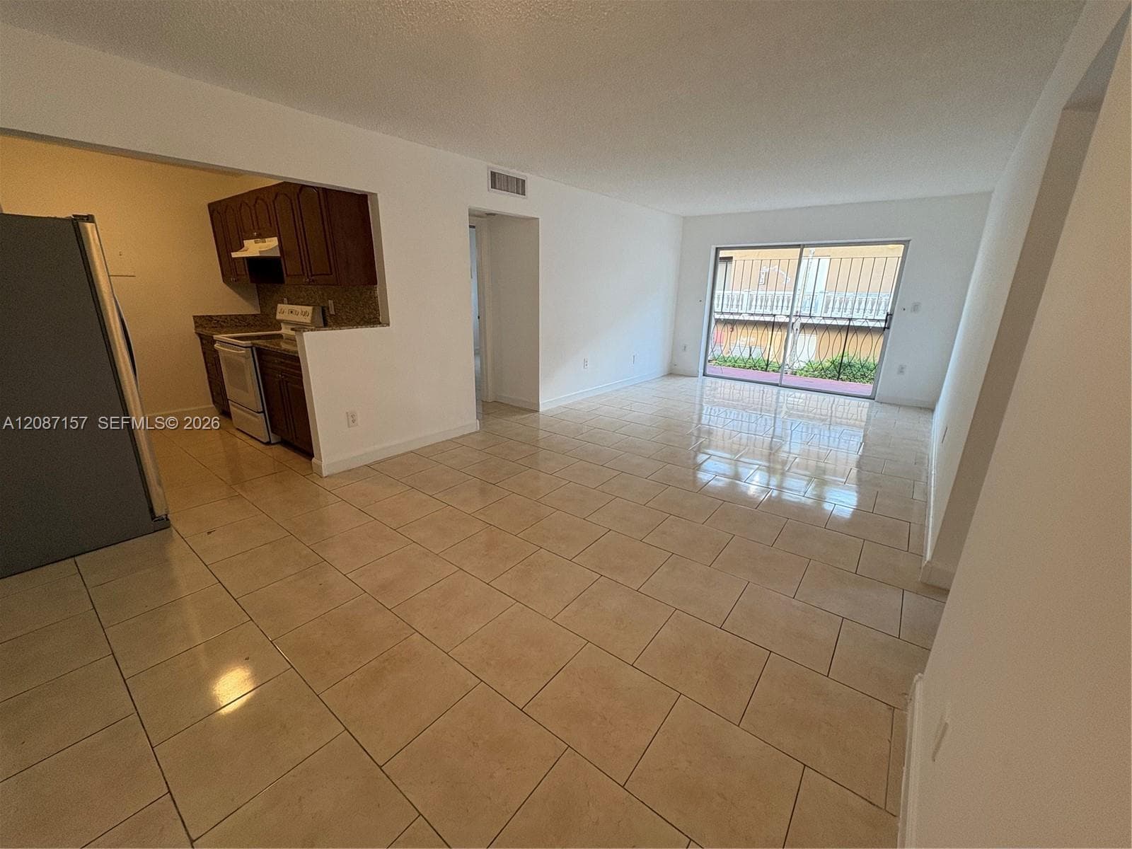 ROYAL SPRINGS CONDO · #B218 in Miami Springs - Photo 1