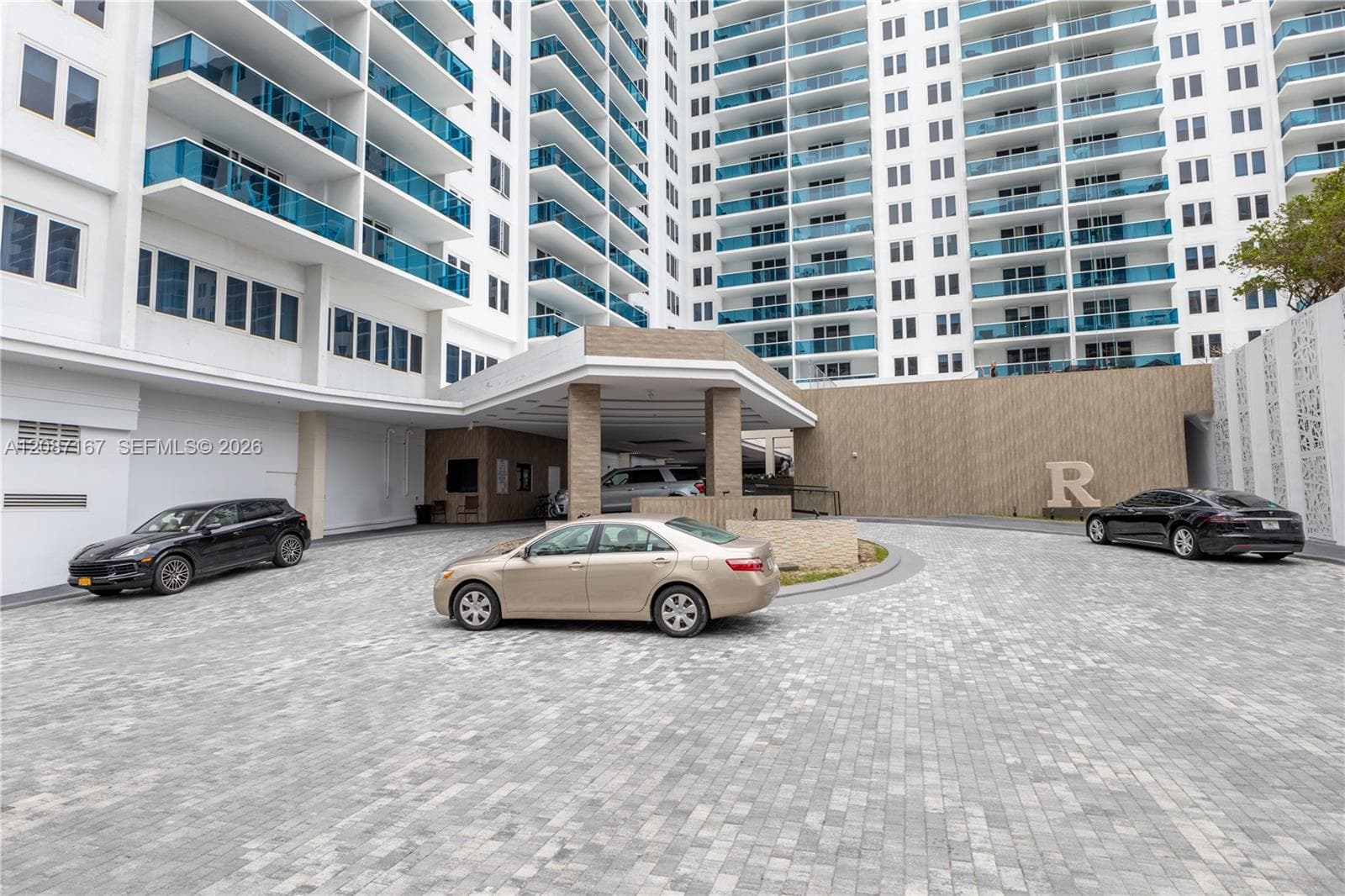Roney Palace · #1026 in Miami Beach - Photo 46