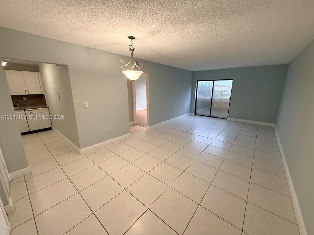 LAKEVIEW GARDENS AT MIAMI · #C4010 in Hialeah - Photo 9