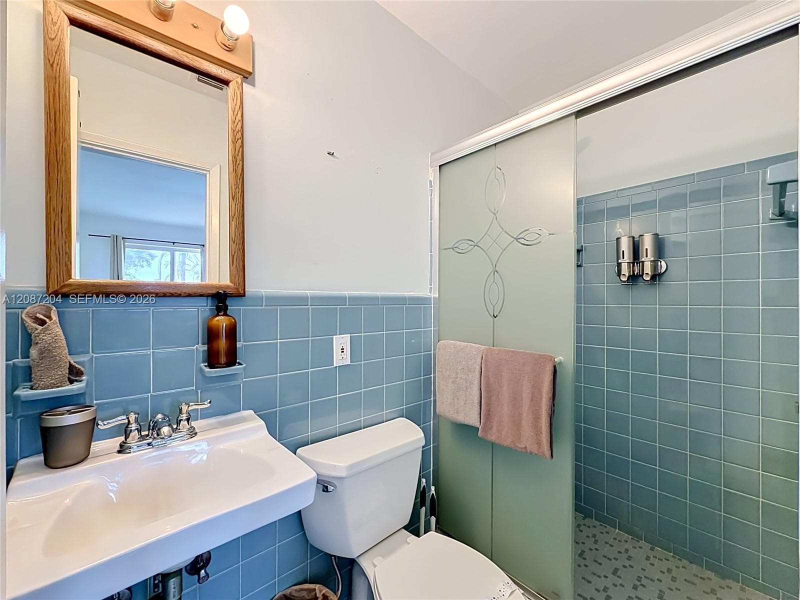 2501 NE 209th Ter photo 38