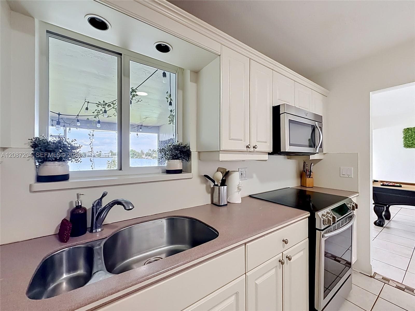 2501 NE 209th Ter photo 15