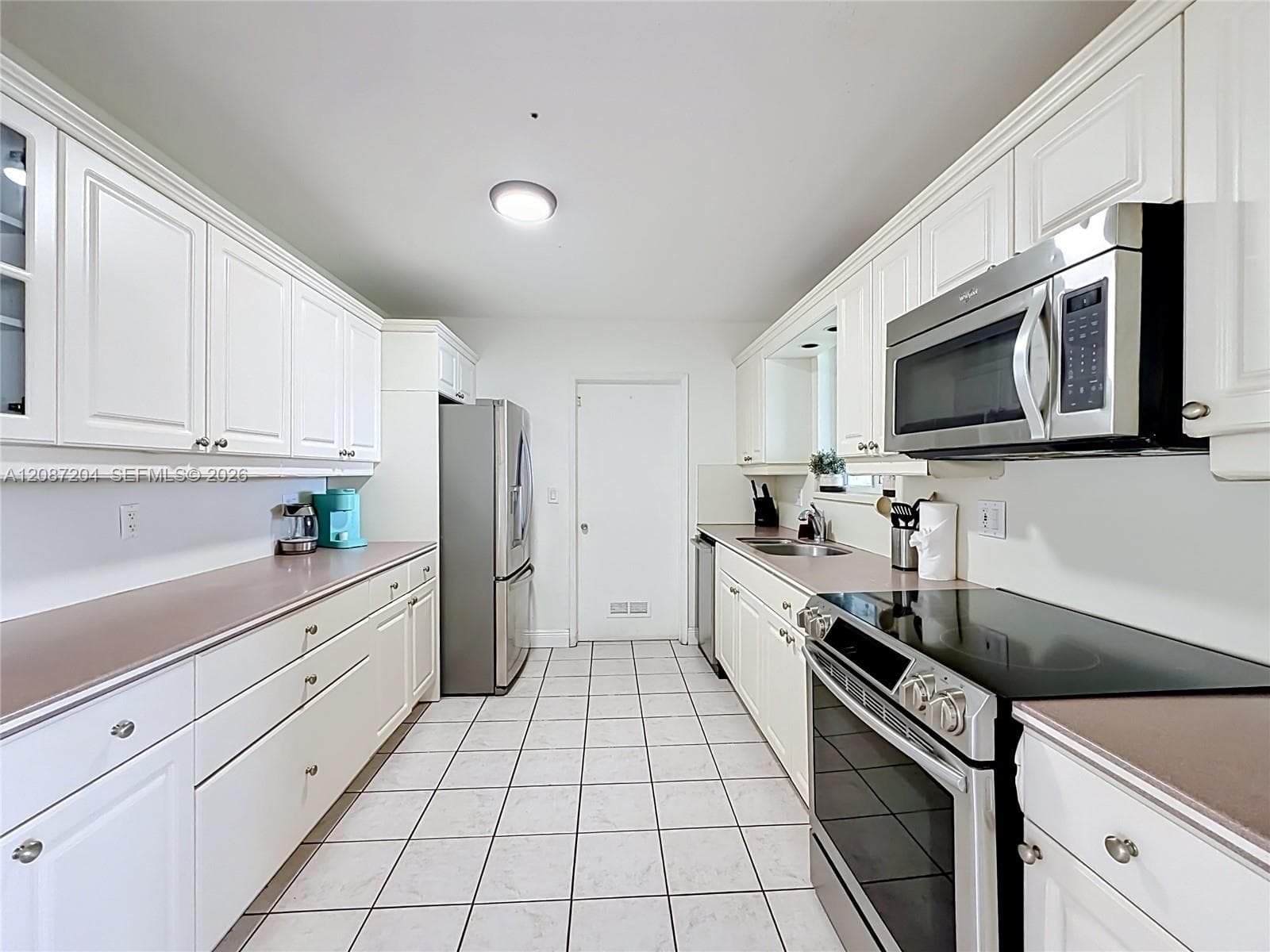 2501 NE 209th Ter photo 11