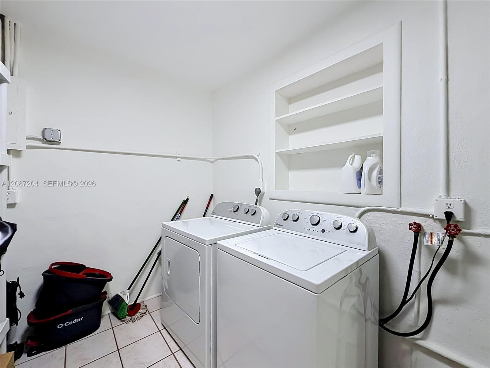 2501 NE 209th Ter photo 40