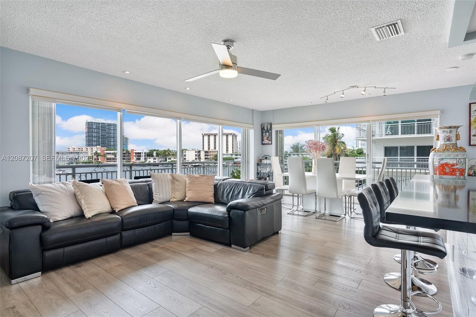 GOLDEN ISLES TOWERS CONDO · #34A in Hallandale Beach - Photo 3