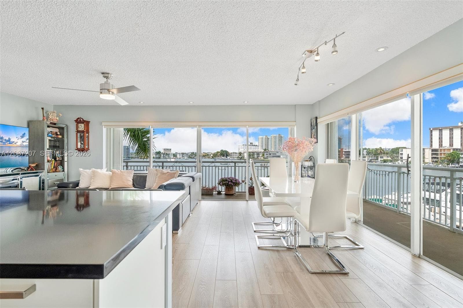 GOLDEN ISLES TOWERS CONDO · #34A in Hallandale Beach - Photo 9