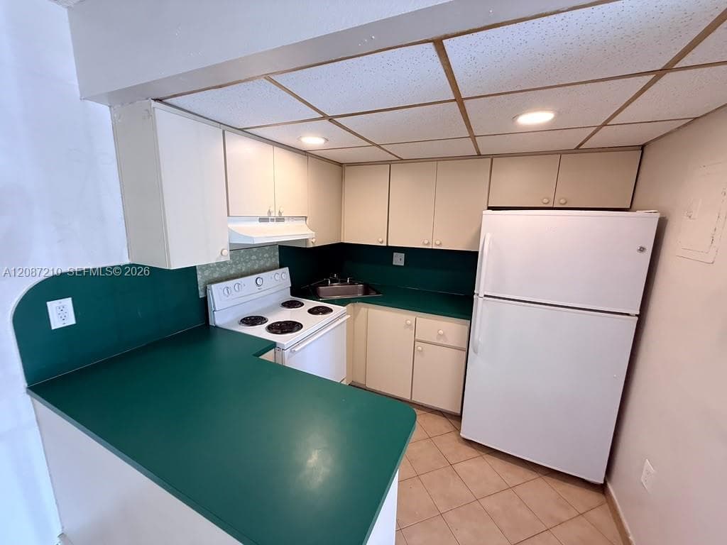 SUNSET VILLAS CONDO · #108-1 in Miami - Photo 11