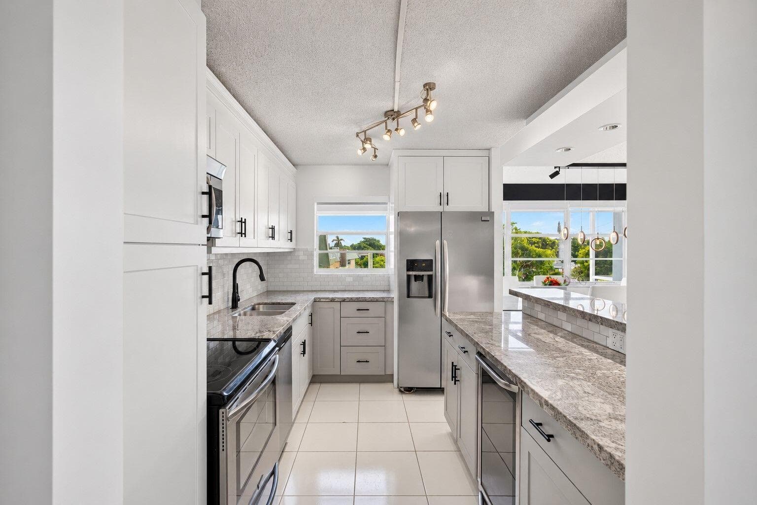 2-web-or-mls-Kitchen 1