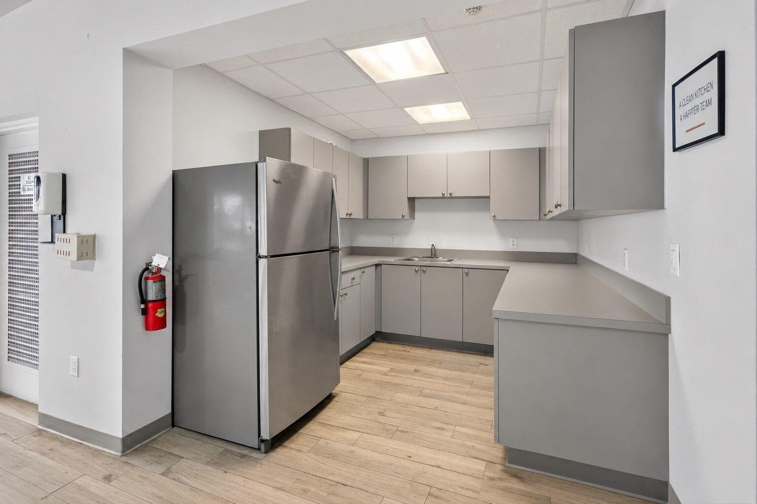 45-web-or-mls-Community Kitchen