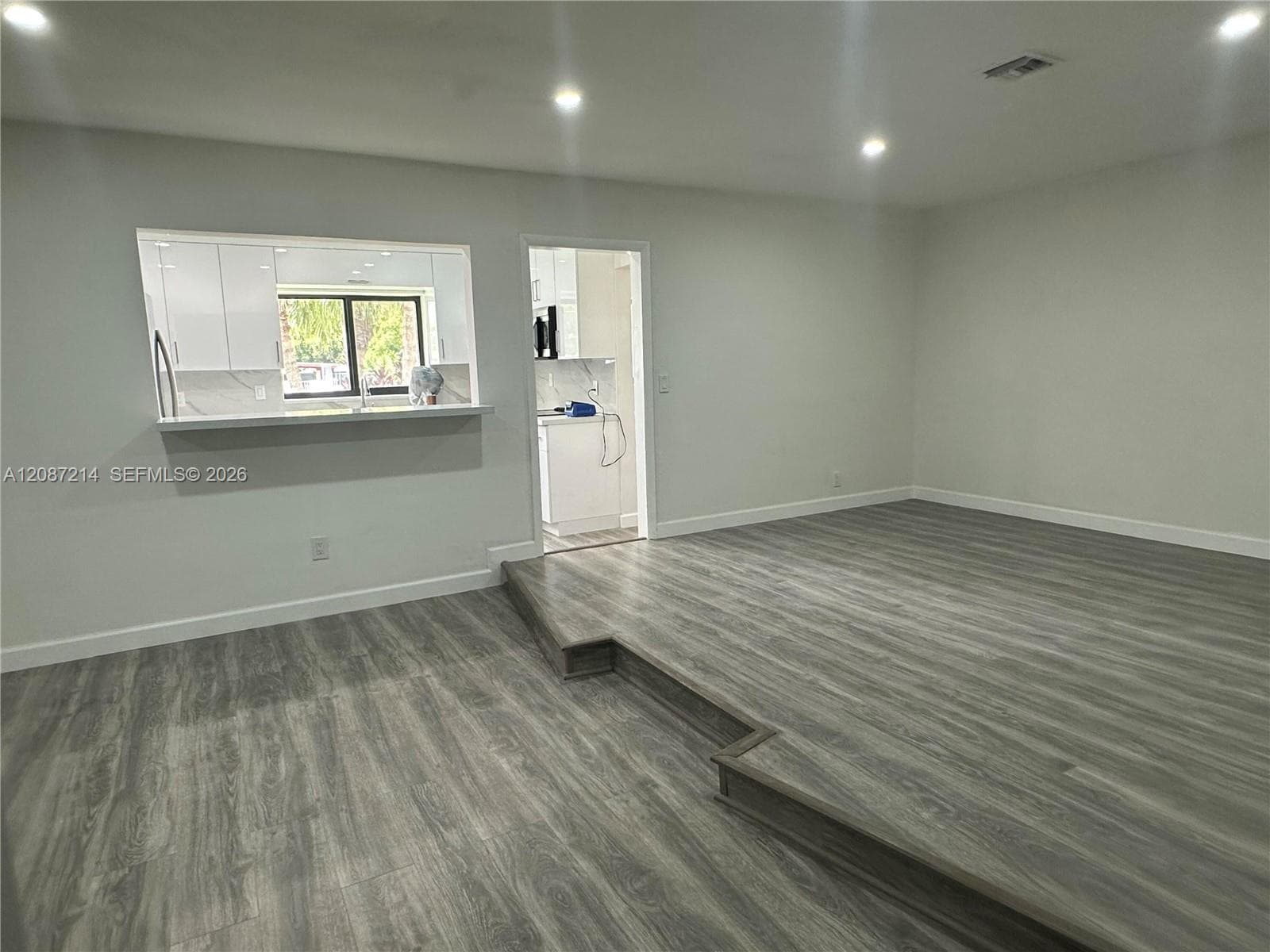 2025 NW 191st St photo 11