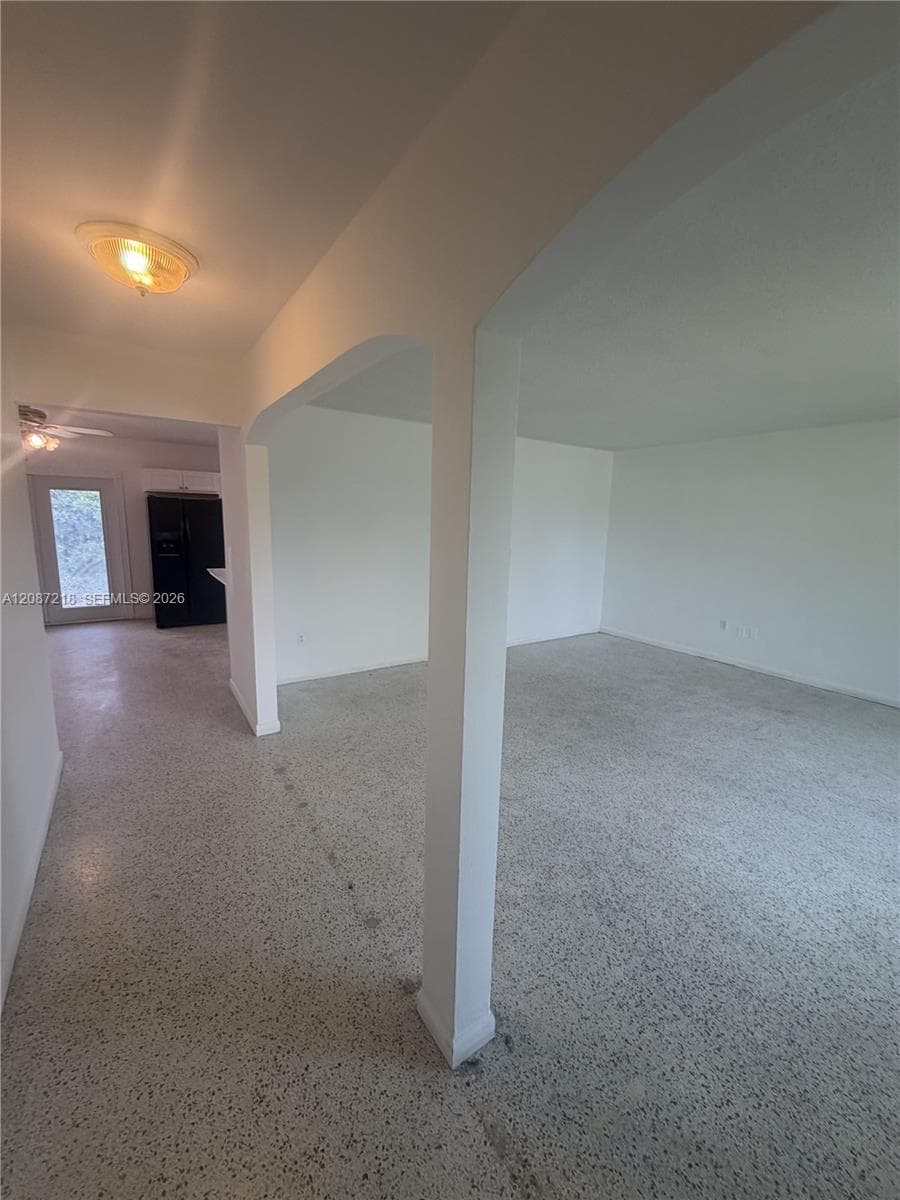 9610 SW 58th St #9610 photo 3