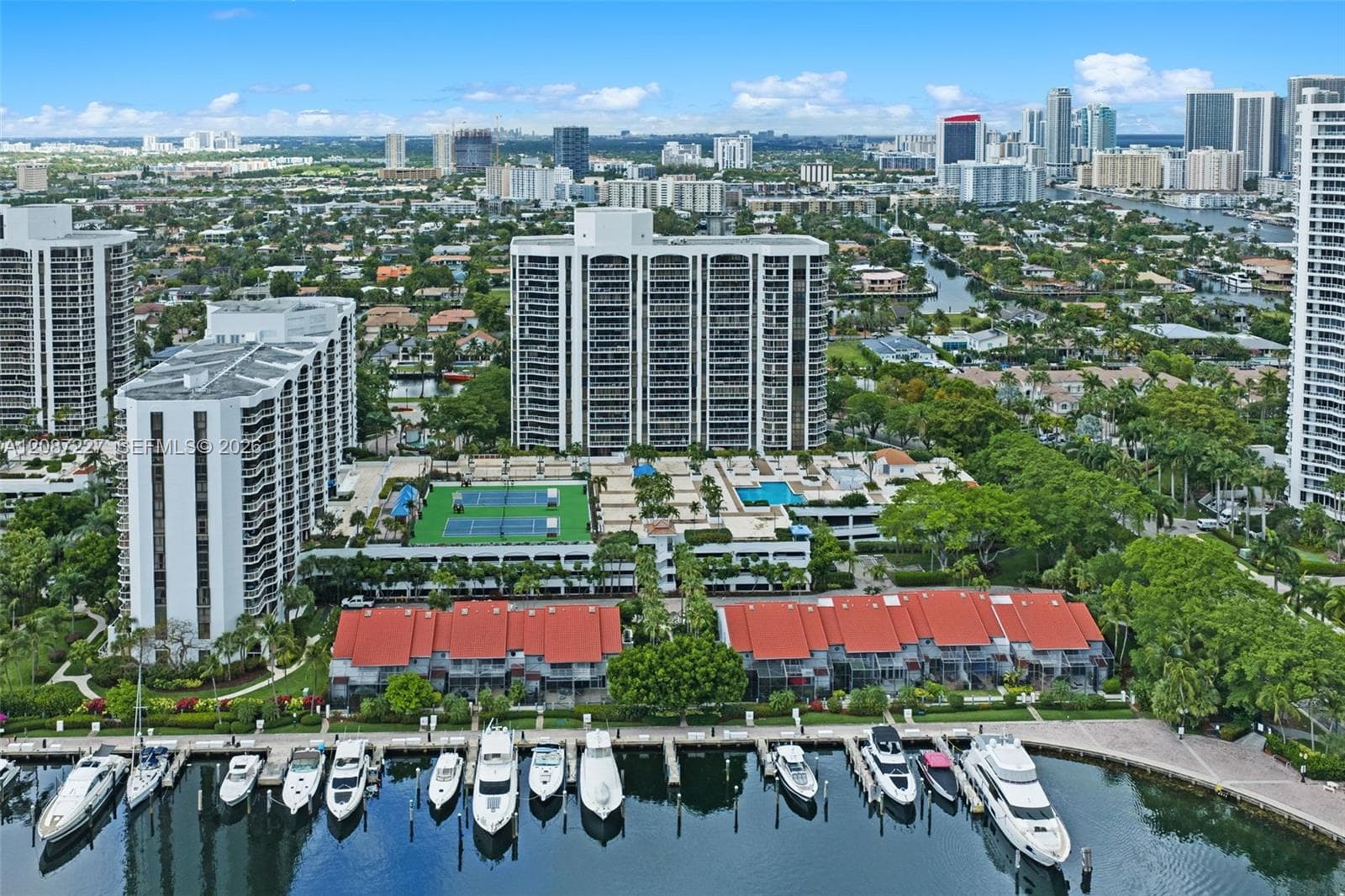 HARBORSIDE · #1807 in Aventura - Photo 34