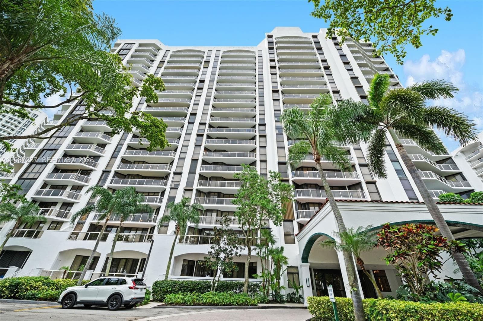 HARBORSIDE · #1807 in Aventura - Photo 4