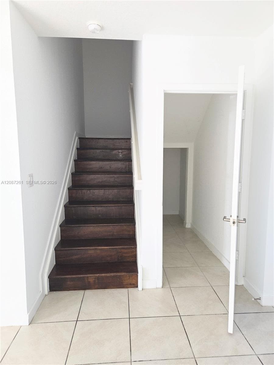 389 NE 5th Pl #389 photo 13