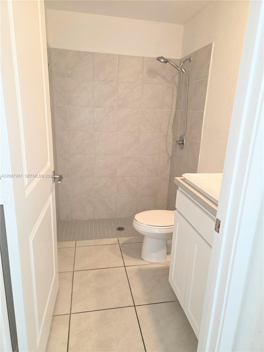 389 NE 5th Pl #389 photo 15