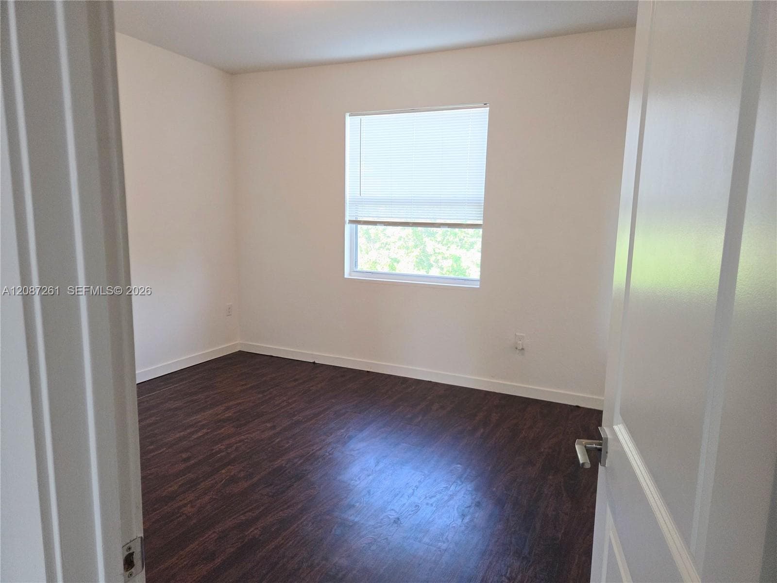 389 NE 5th Pl #389 photo 4
