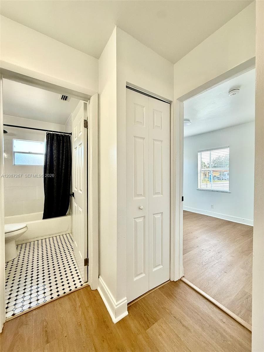 2403 Scott St #A photo 22