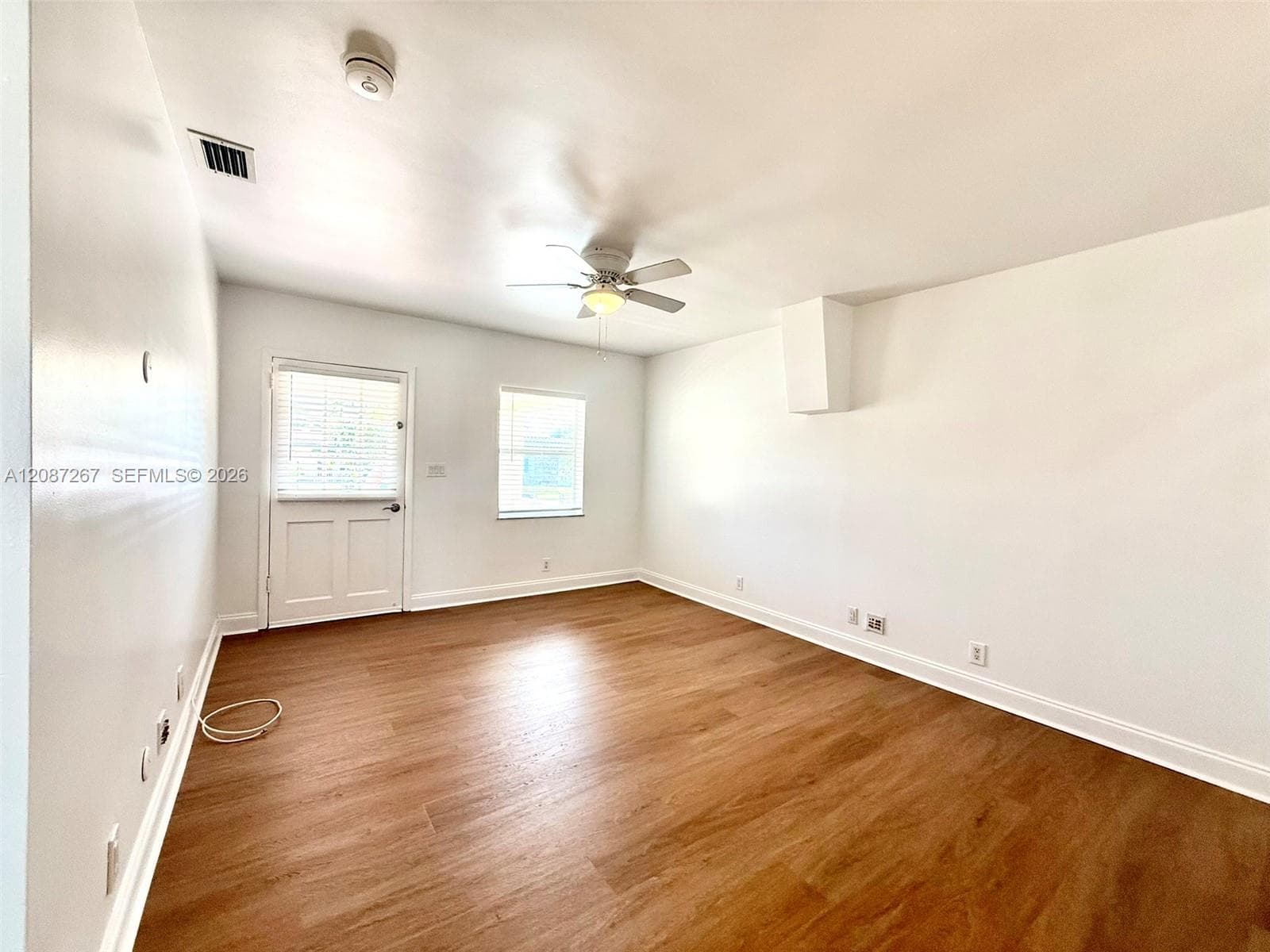 2403 Scott St #A photo 10