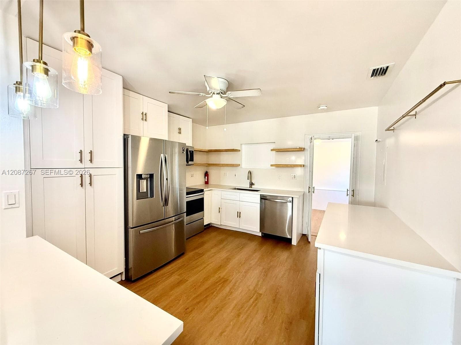 2403 Scott St #A photo 11