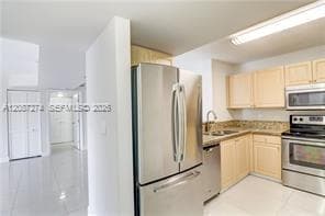 SHERIDAN BEACH CLUB CONDO · #201 in Dania Beach - Photo 3