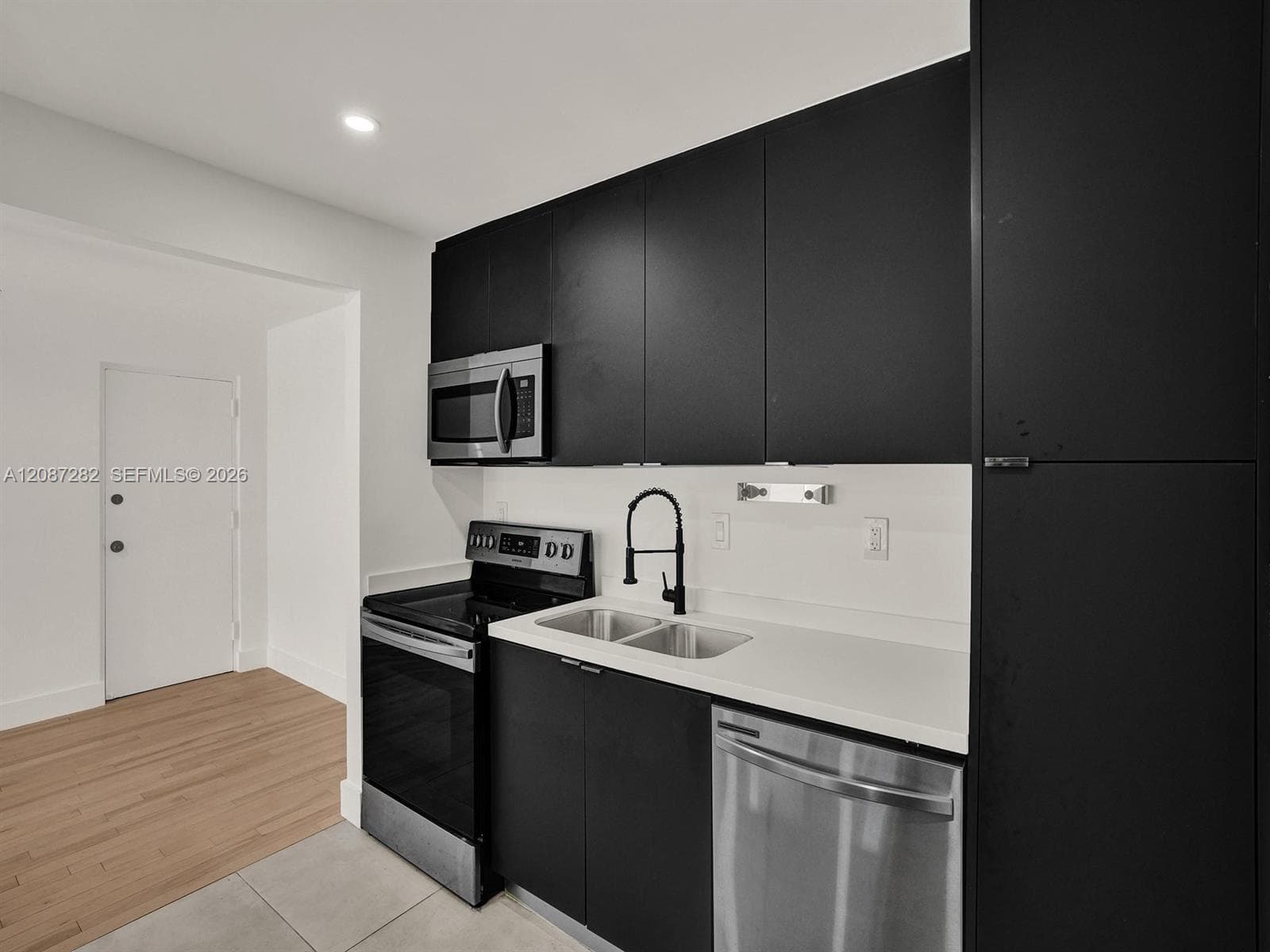 Cypress Village Condomini · #N4 in Miami Lakes - Photo 8