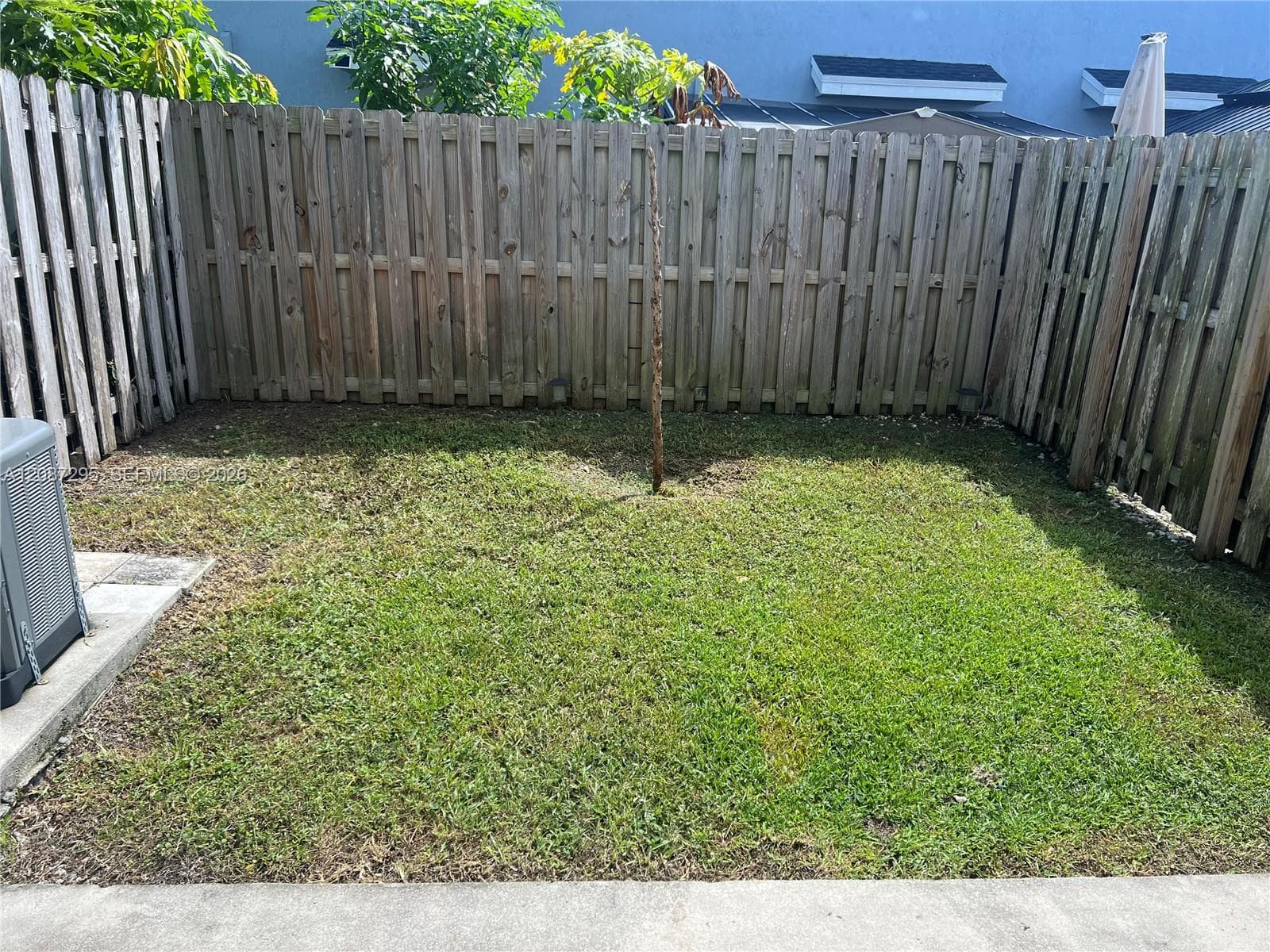 391 NW 12th Ave photo 9