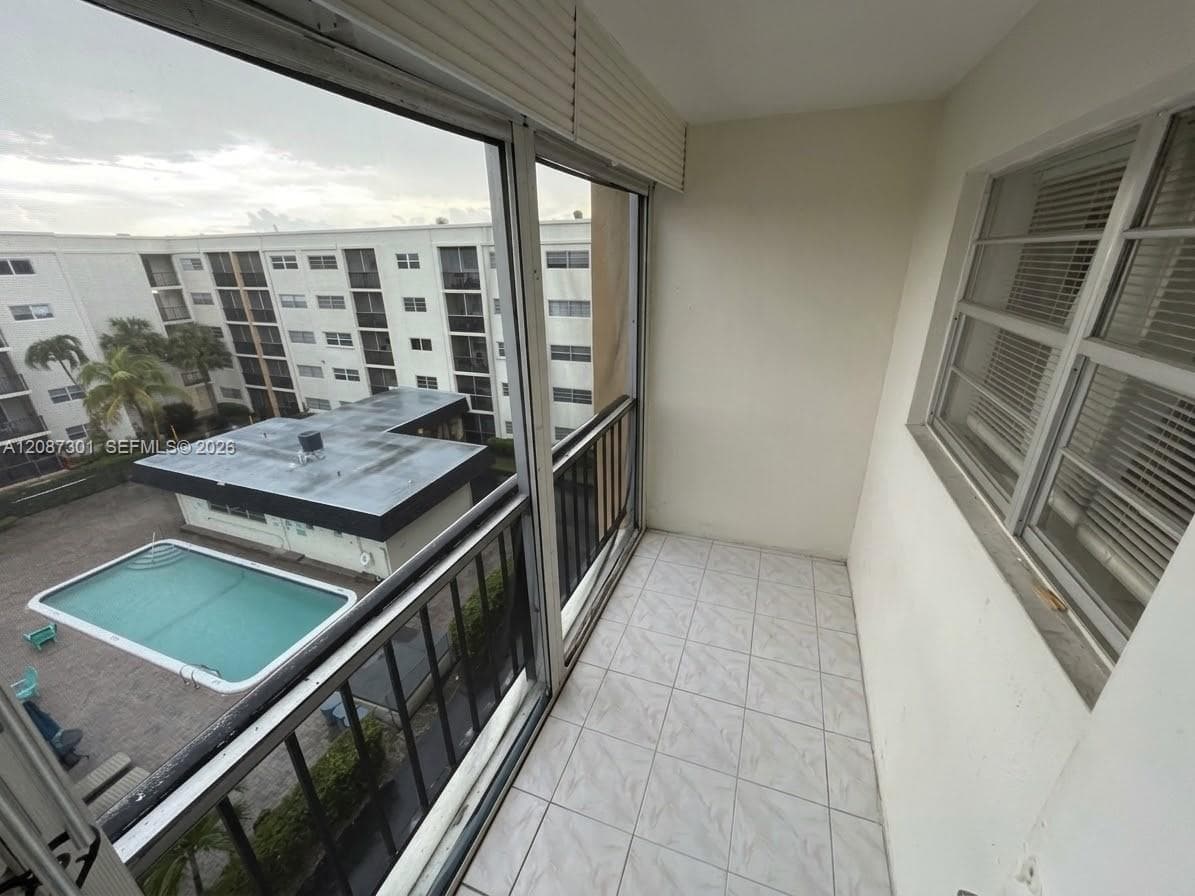 PARKSIDE TOWERS CONDO · #518 in Hallandale Beach - Photo 19