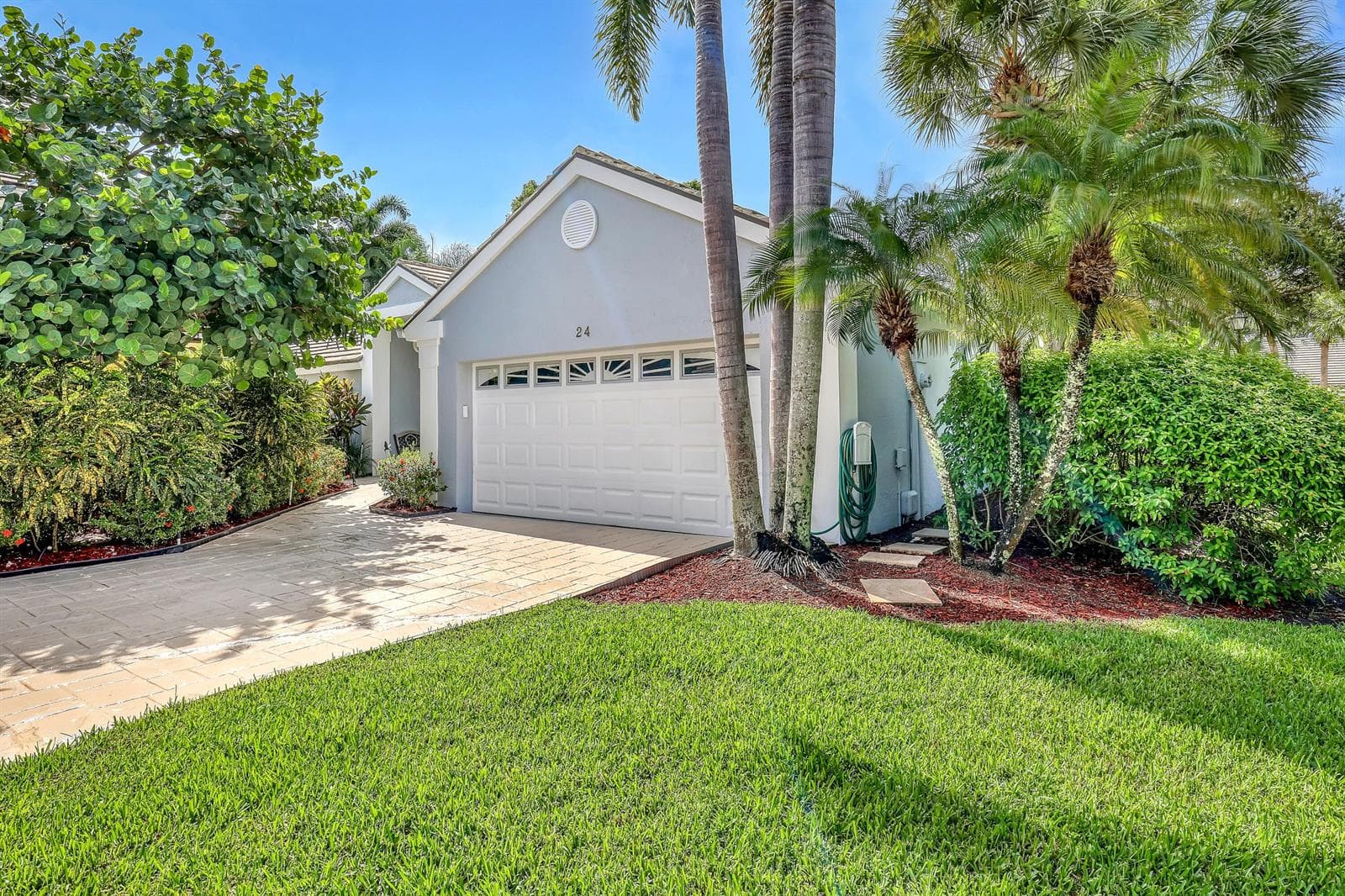 Start living the FL Lifestyle!