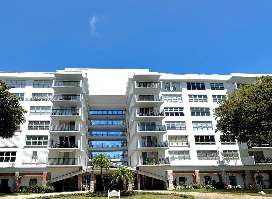 Longwood Towers · #510 in Bay Harbor Islands - Photo 1