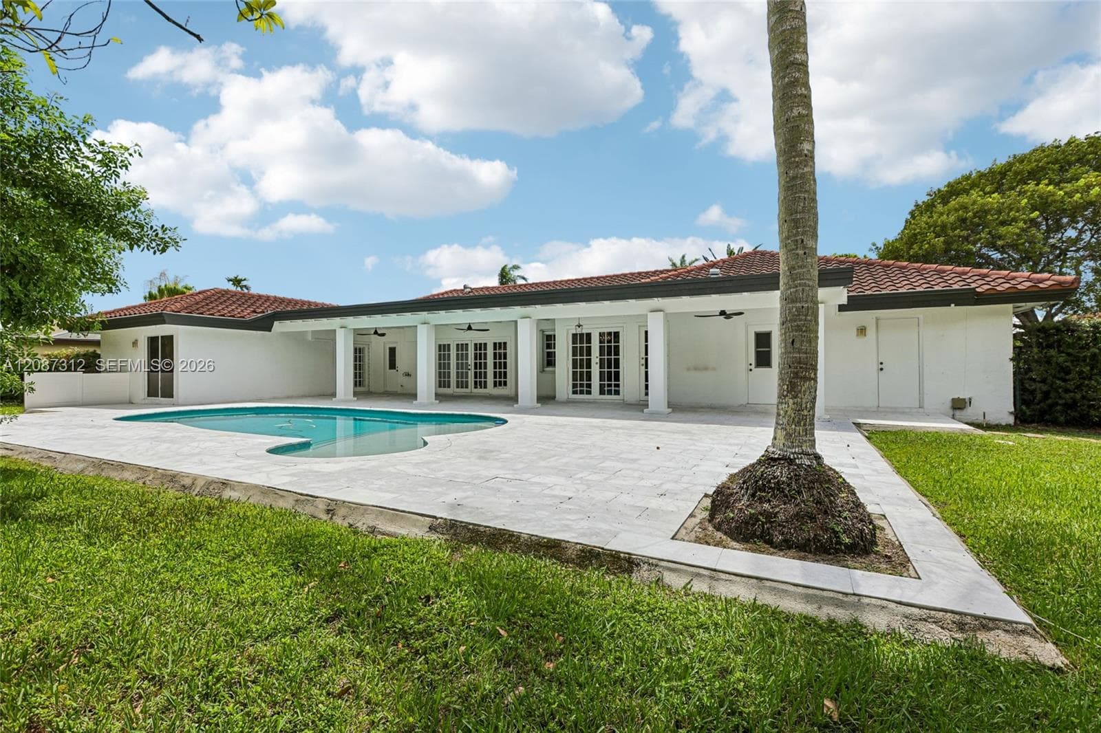 7745 SW 183rd Ter photo 11