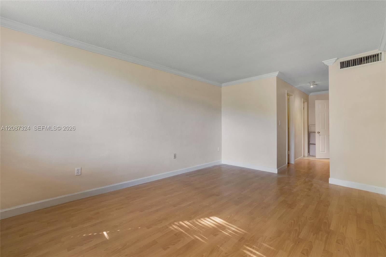 Rolling Green Condo · #D107 in Miami - Photo 24